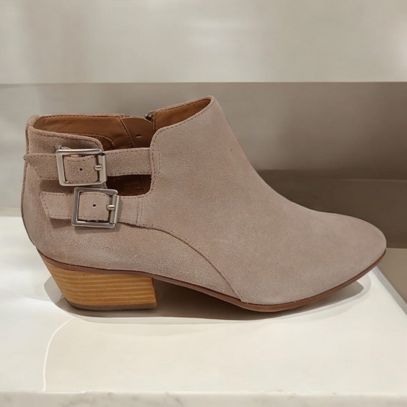 Clarks Shoes - Clark's Tan Ankle Boots with Side Buckles
